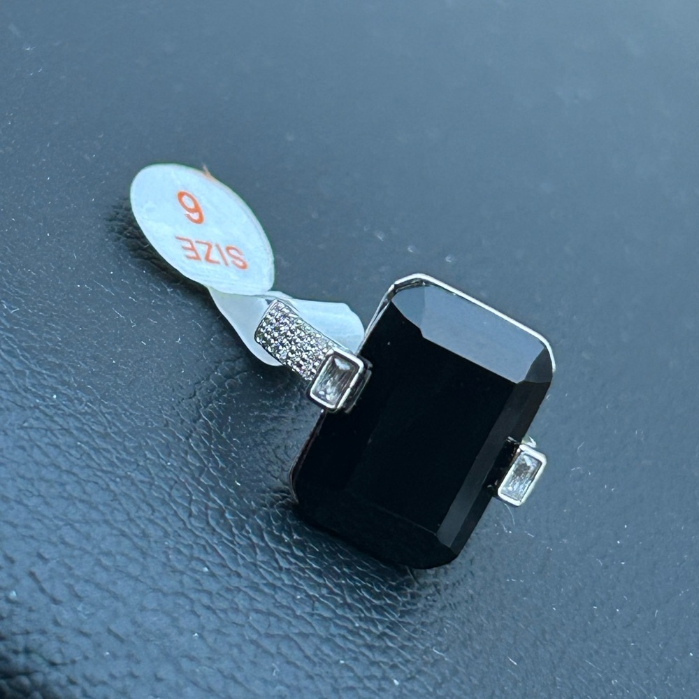 Bomb party black onyx size 6 rhodium